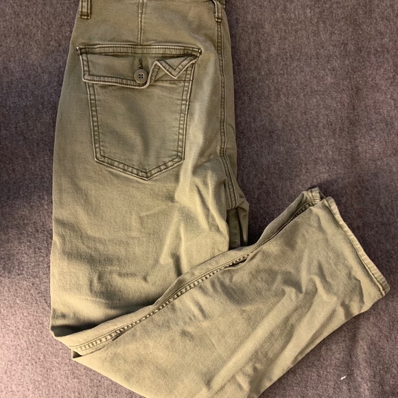 Green AE Cargo Pants - Picture 2 of 4